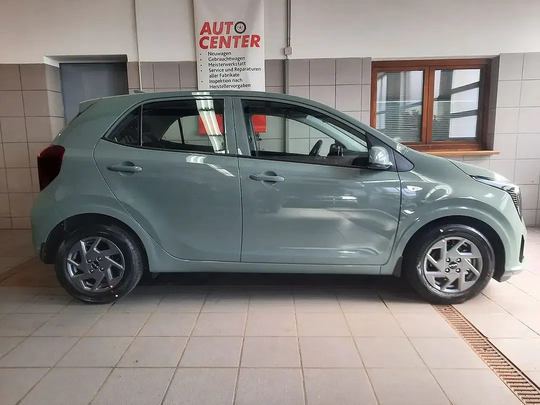 Kia Picanto - Thumbnail 2