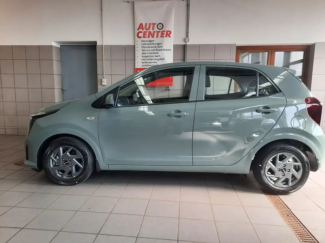 Kia Picanto - Thumbnail 3
