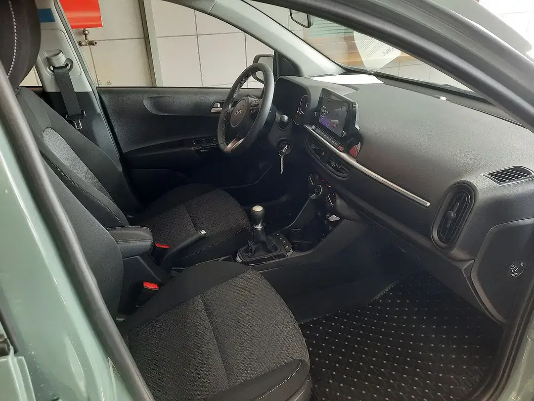 Kia Picanto - Thumbnail 7