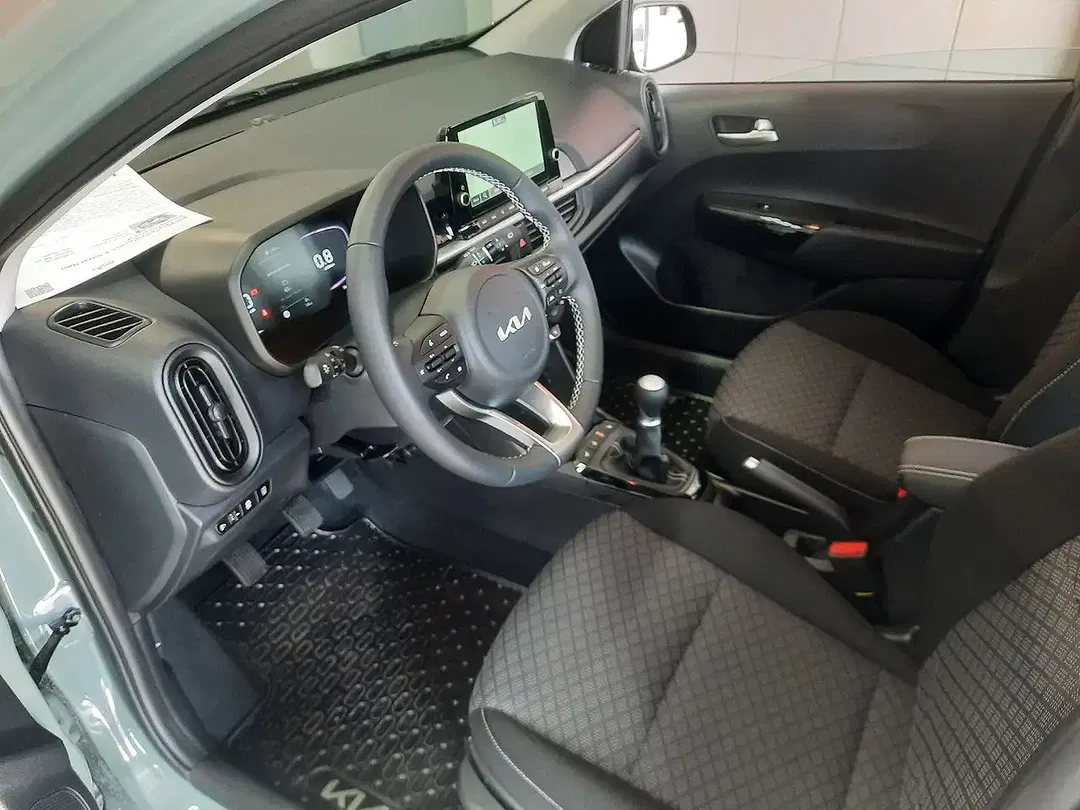 Kia Picanto - Thumbnail 9