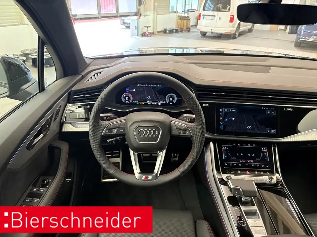Audi Q7 - Thumbnail 11