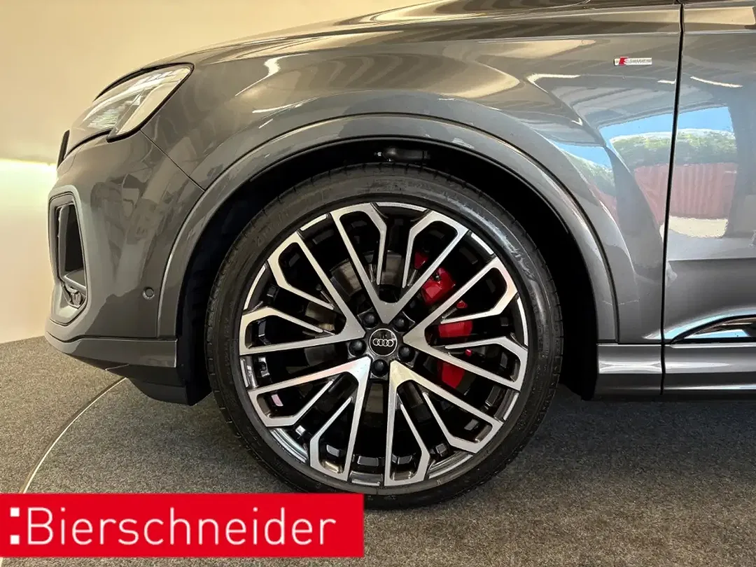 Audi Q7 - Thumbnail 5