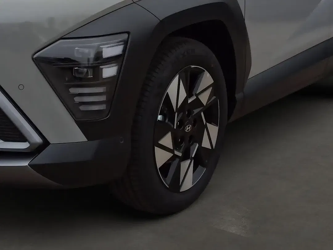 Hyundai KONA - Thumbnail 6