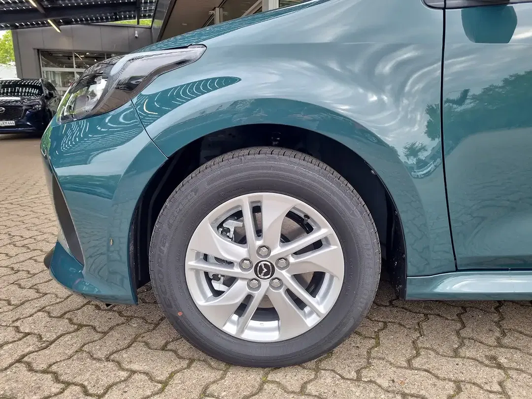 Mazda 2 - Thumbnail 9
