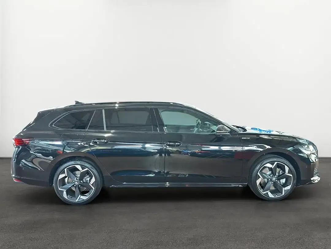 Skoda Superb - Thumbnail 7