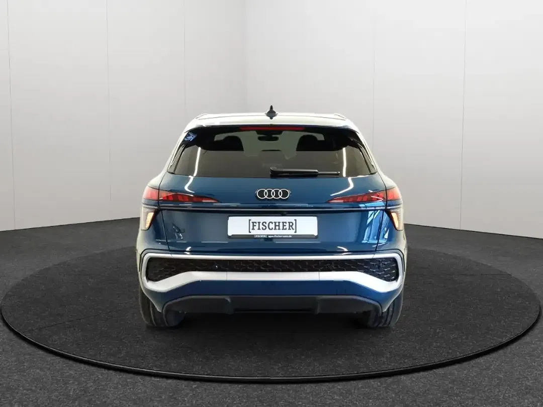 Audi Q3 - Thumbnail 6