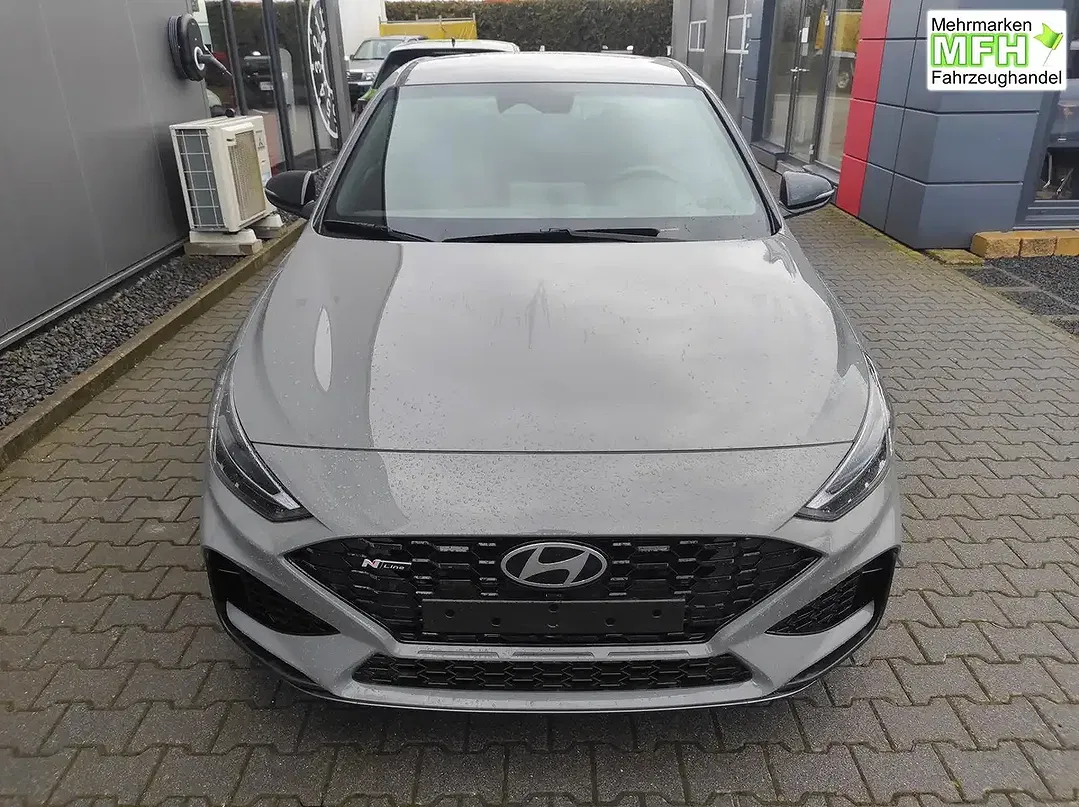Hyundai i30 - Thumbnail 2