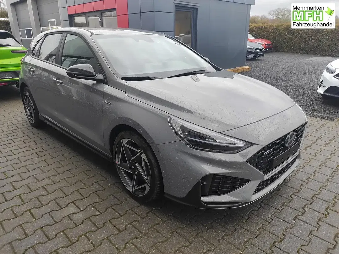 Hyundai i30 - Thumbnail 3