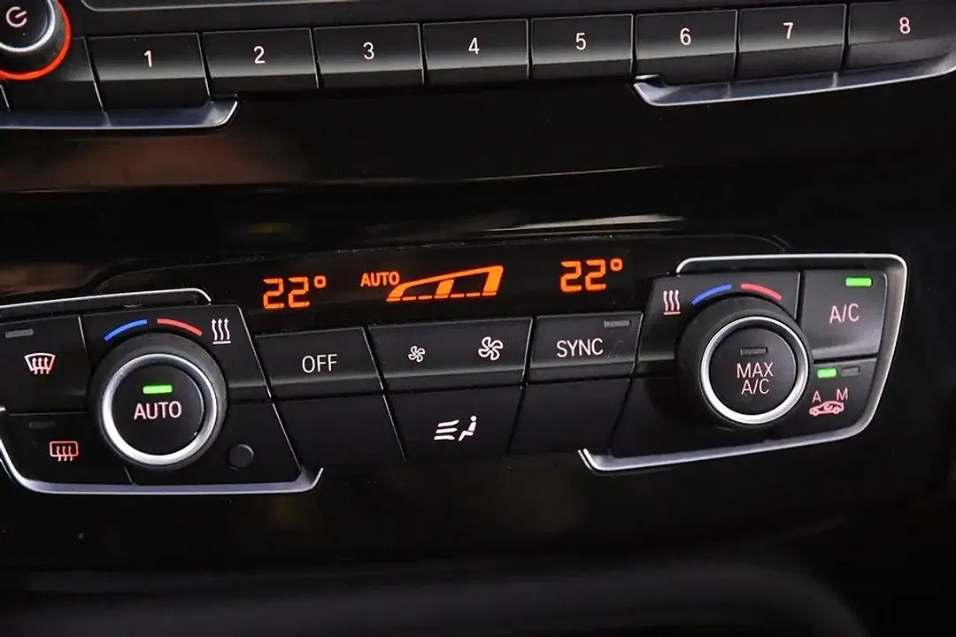 BMW X1 - Thumbnail 15
