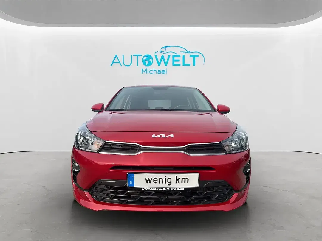 Kia Rio - Thumbnail 2