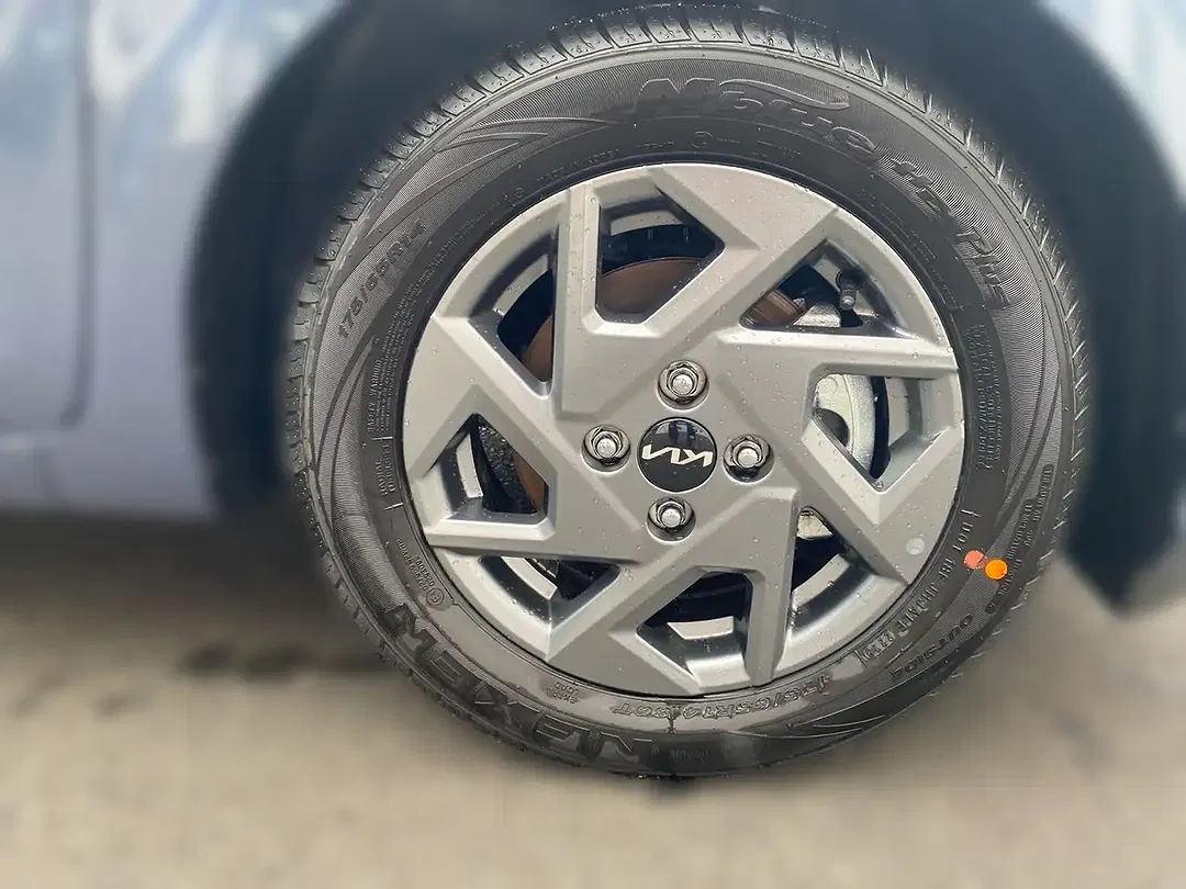 Kia Picanto - Thumbnail 8