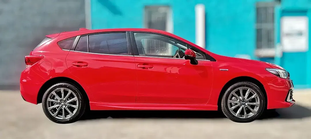 Subaru Impreza - Thumbnail 10