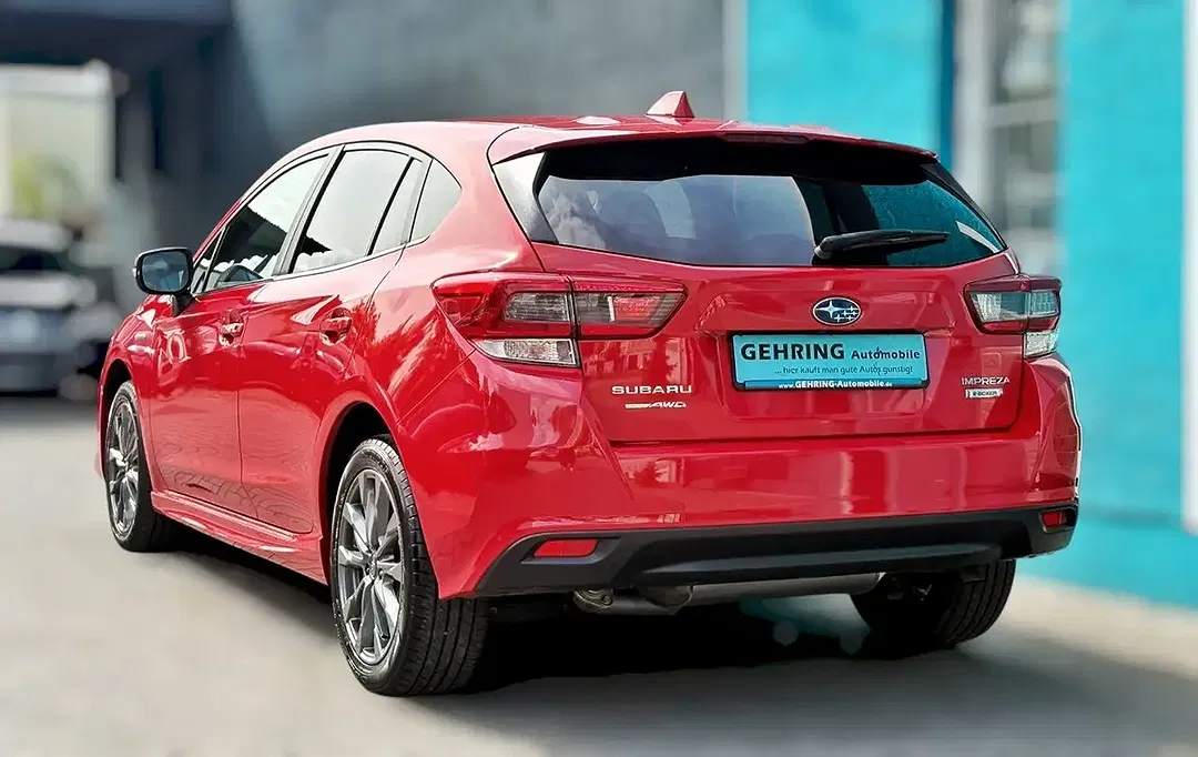 Subaru Impreza - Thumbnail 6