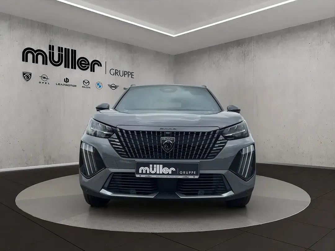 Peugeot 2008 - Thumbnail 3