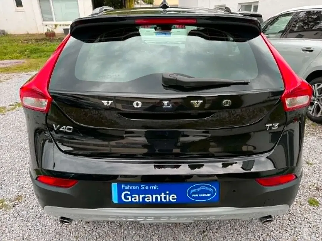 Volvo V40 - Thumbnail 6