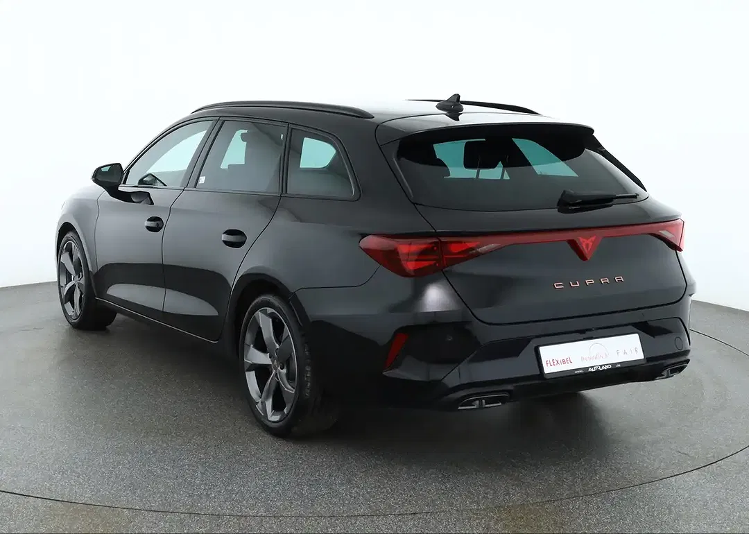 CUPRA Leon - Thumbnail 2