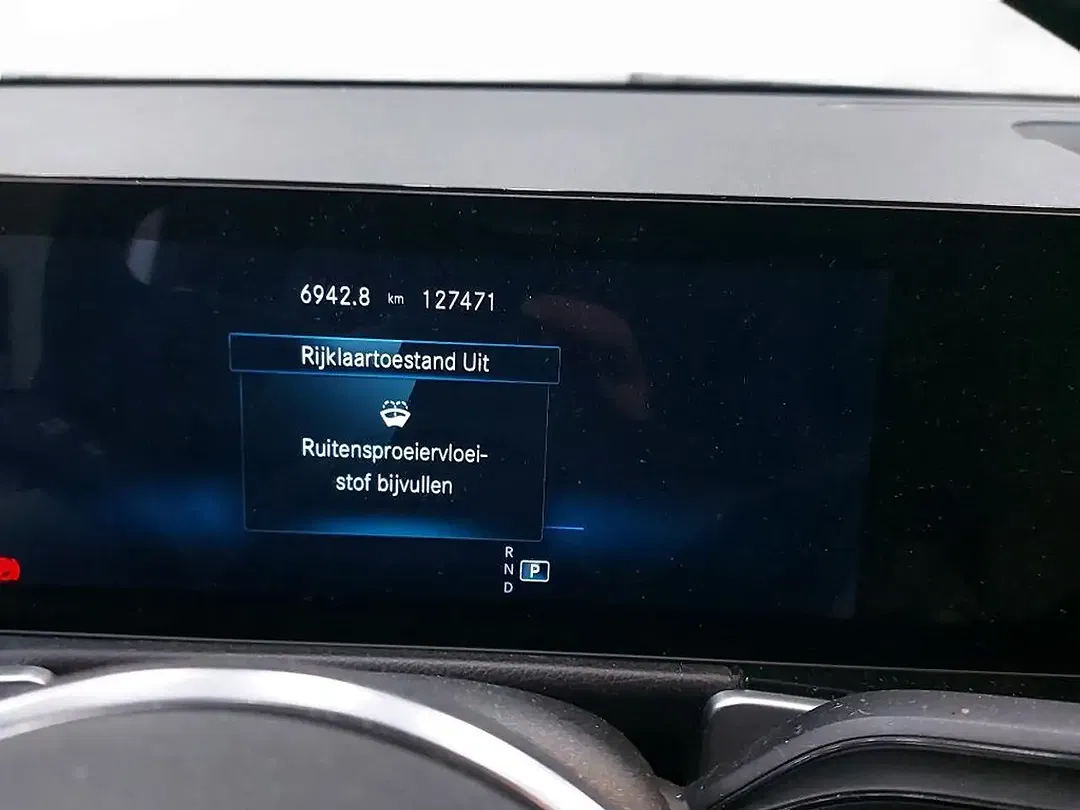 Mercedes-Benz EQB 300 - Thumbnail 6