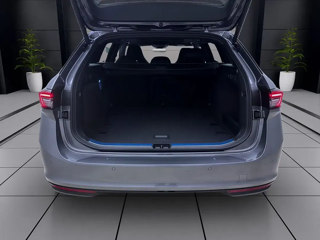 Skoda Superb - Thumbnail 5