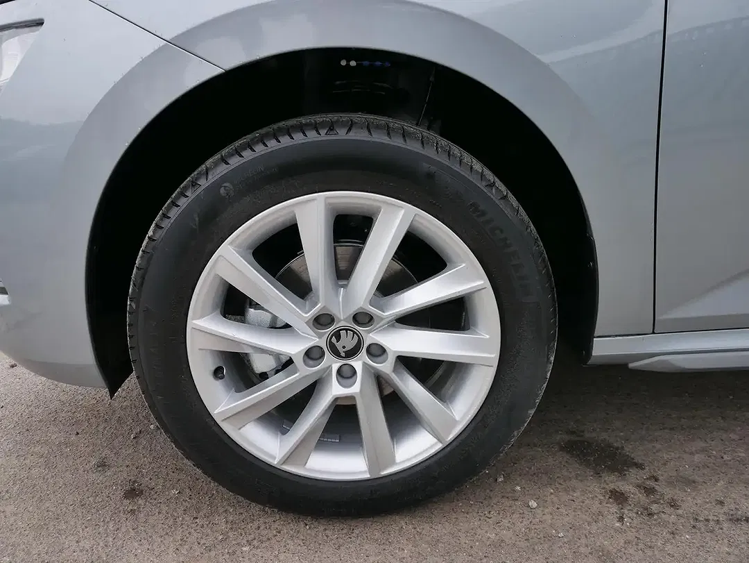 Skoda Kamiq - Thumbnail 4