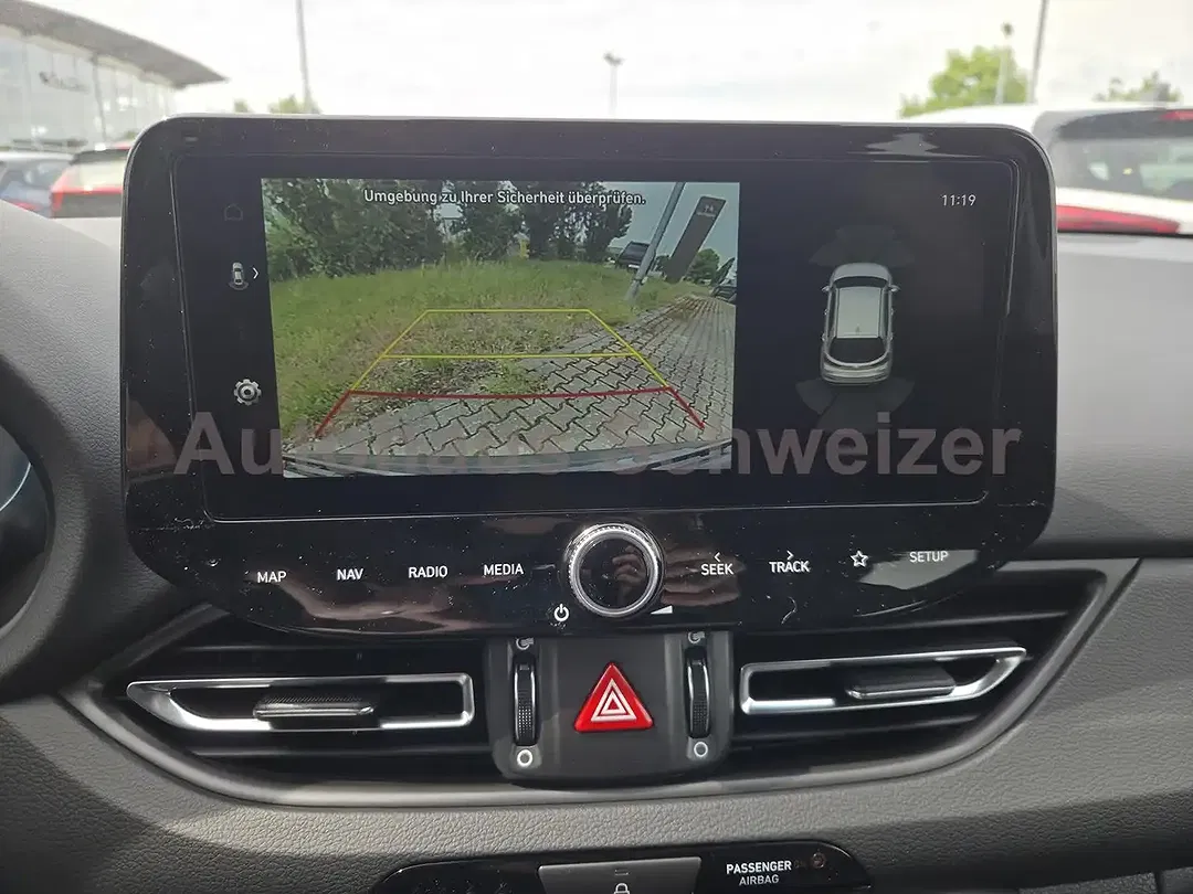 Hyundai i30 - Thumbnail 14