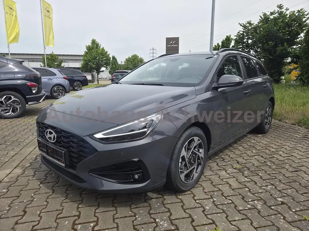 Hyundai i30 - Thumbnail 2