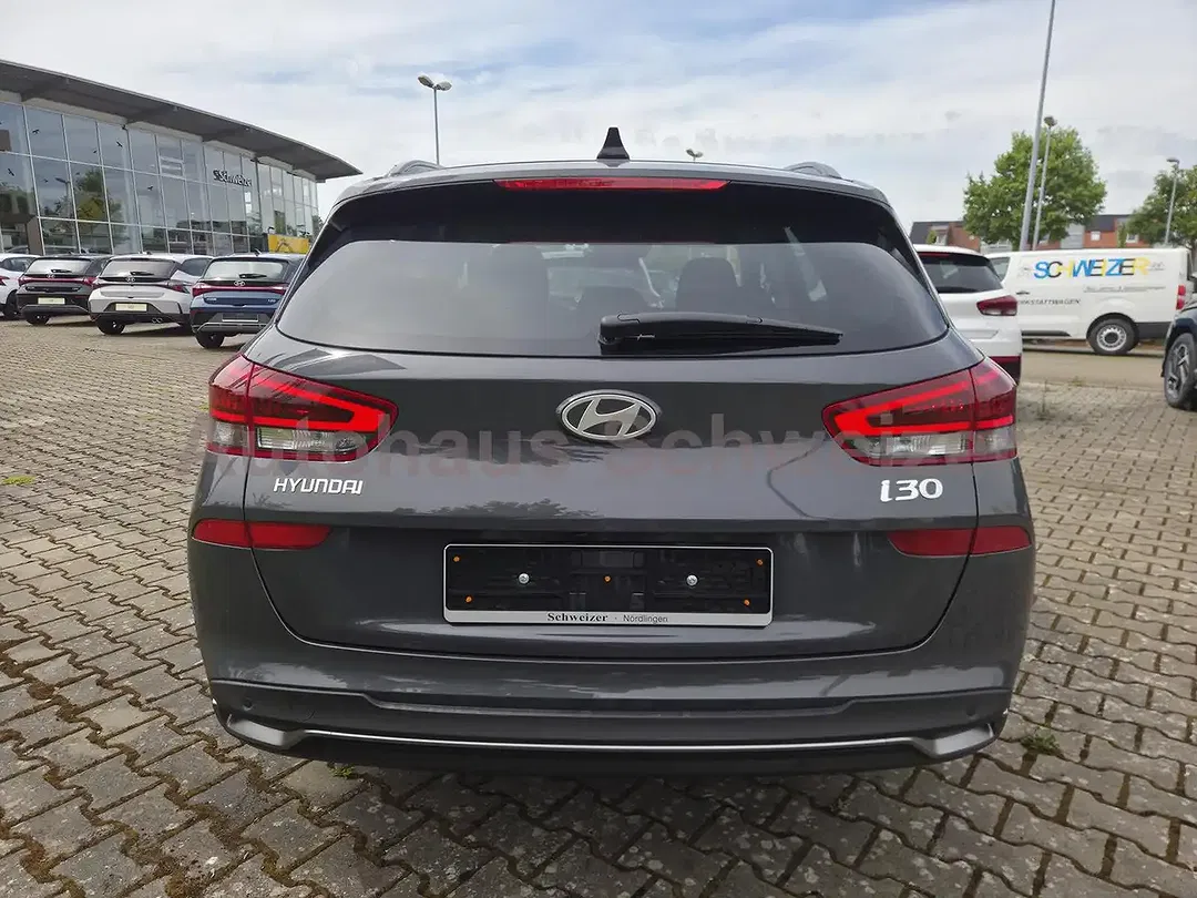 Hyundai i30 - Thumbnail 6