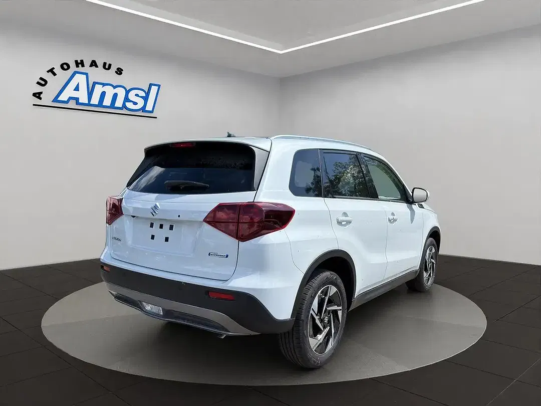 Suzuki Vitara - Thumbnail 6