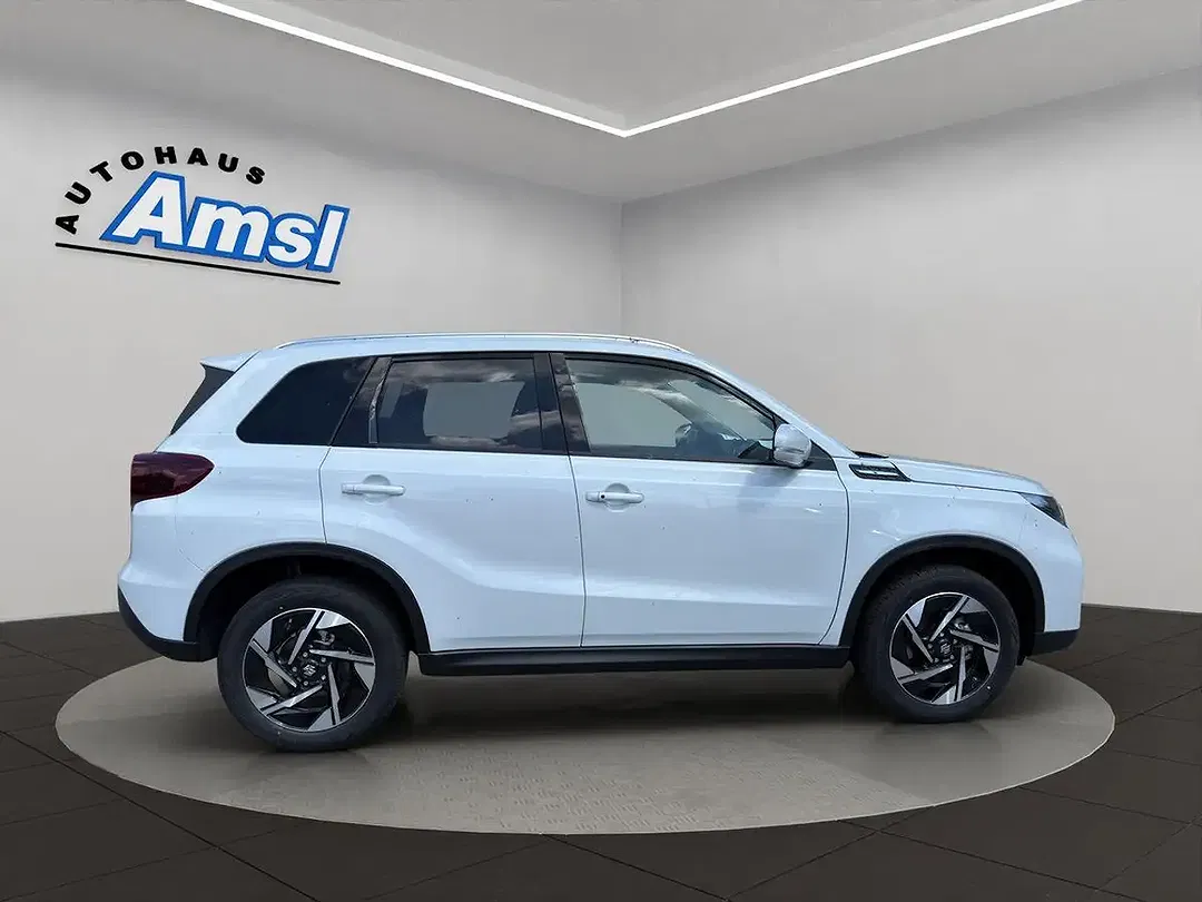 Suzuki Vitara - Thumbnail 7
