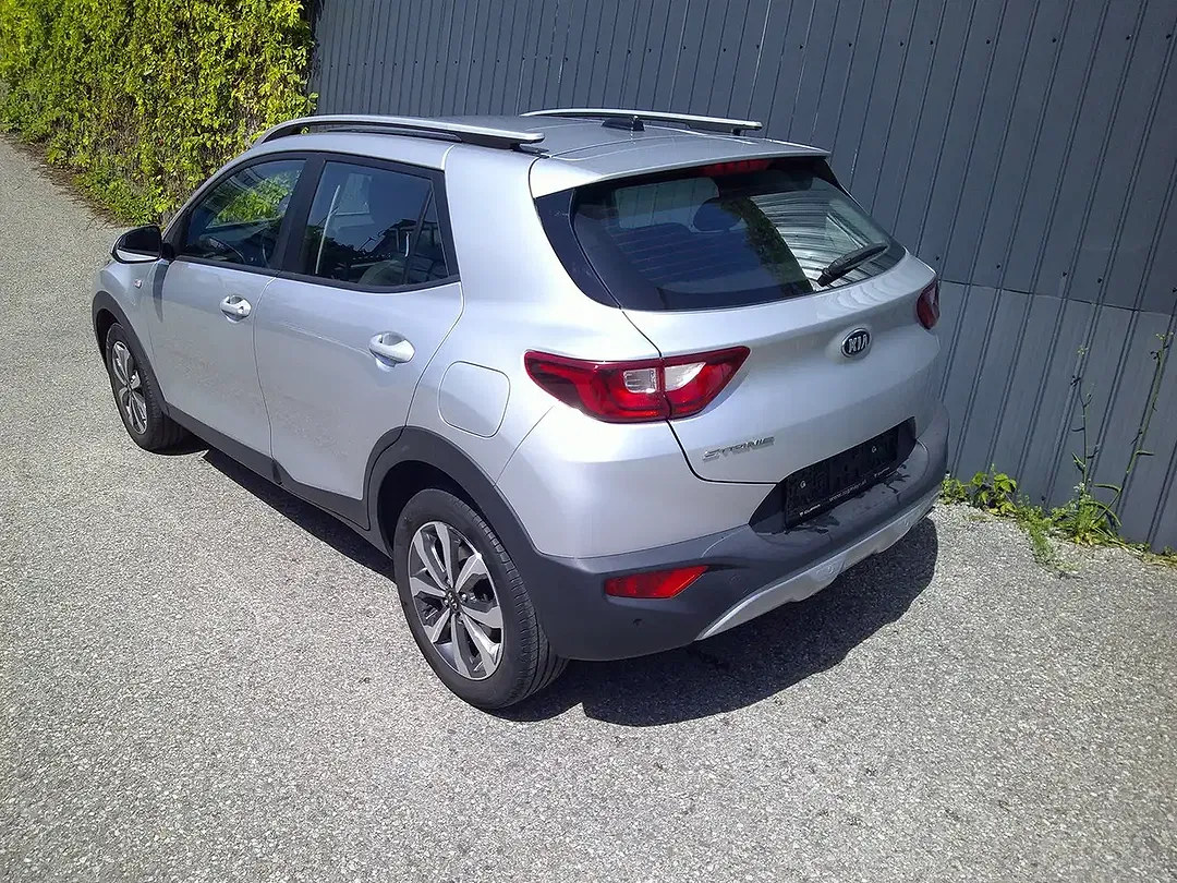 Kia Stonic - Thumbnail 4