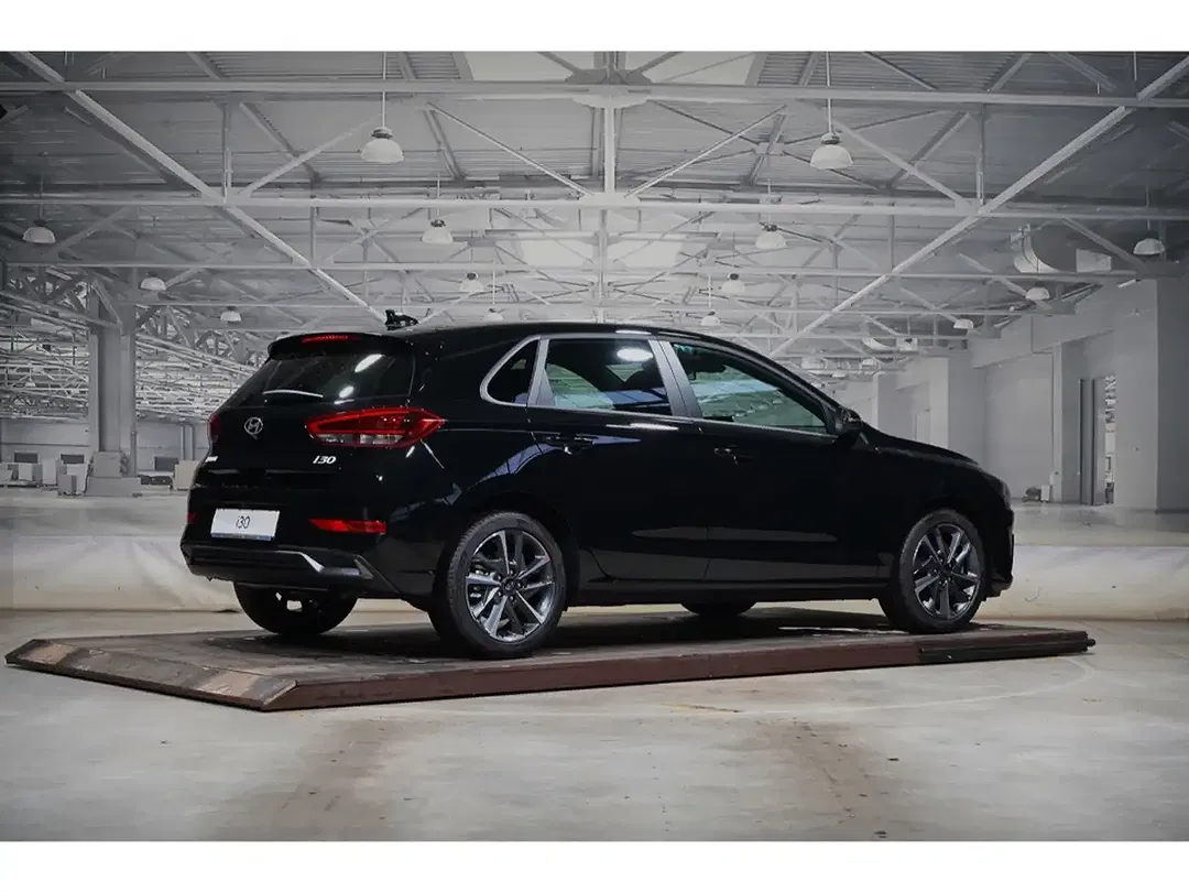 Hyundai i30 - Thumbnail 3