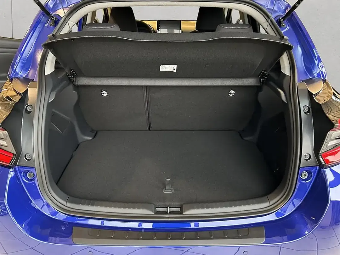 Toyota Yaris - Thumbnail 2