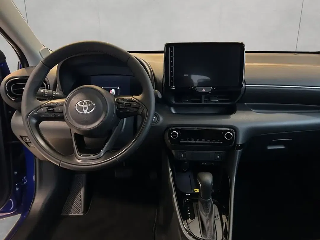Toyota Yaris - Thumbnail 8