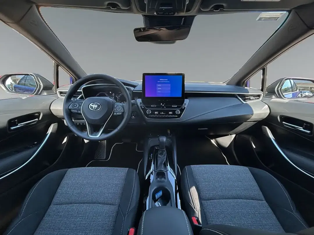Toyota Corolla - Thumbnail 10