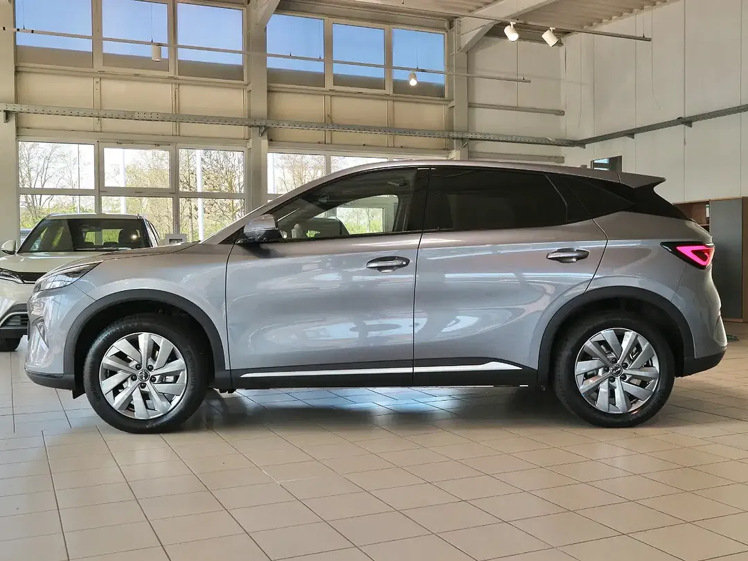 BYD Atto 3 - Thumbnail 8
