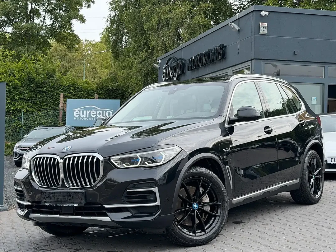 BMW X5 - Afbeelding 1