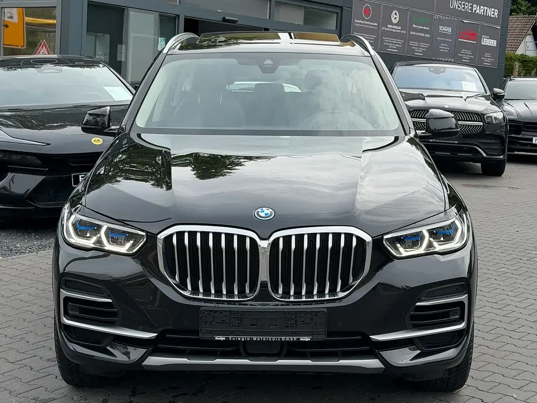 BMW X5 - Thumbnail 4