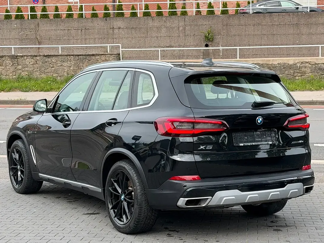 BMW X5 - Thumbnail 9