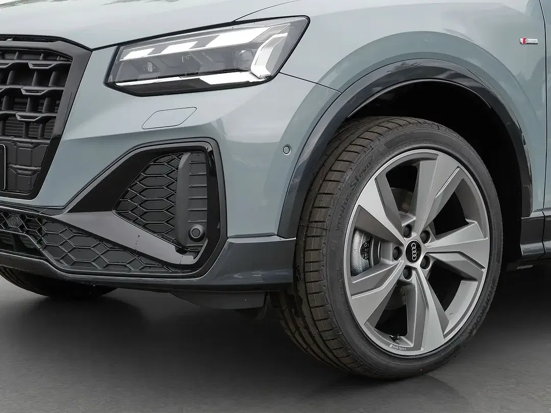 Audi Q2 - Thumbnail 12