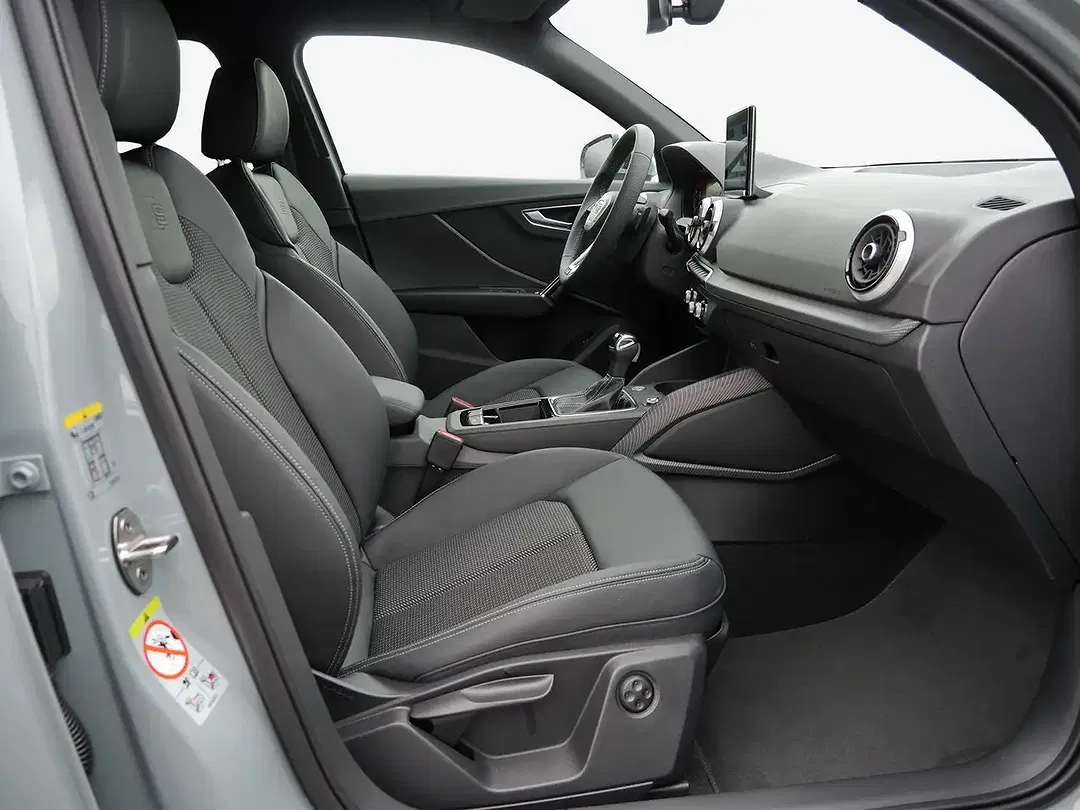 Audi Q2 - Thumbnail 3