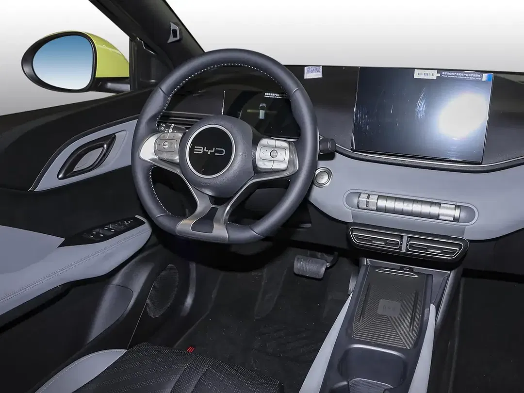 BYD Dolphin - Thumbnail 6