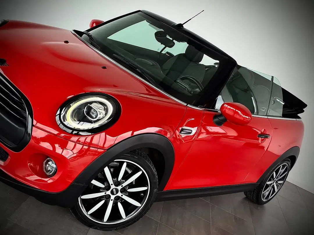 MINI One Cabrio - Thumbnail 3