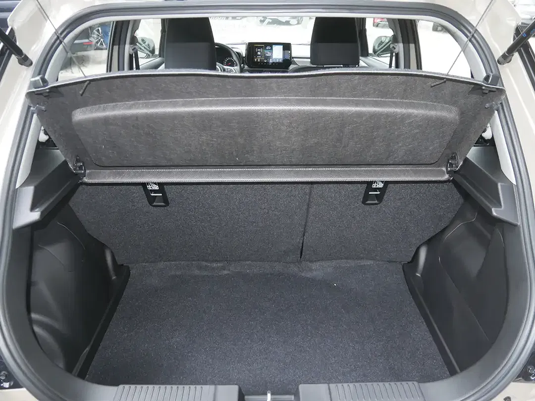 Suzuki Swift - Thumbnail 22