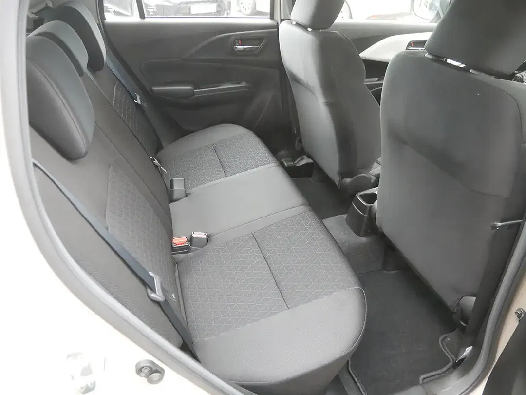 Suzuki Swift - Thumbnail 9