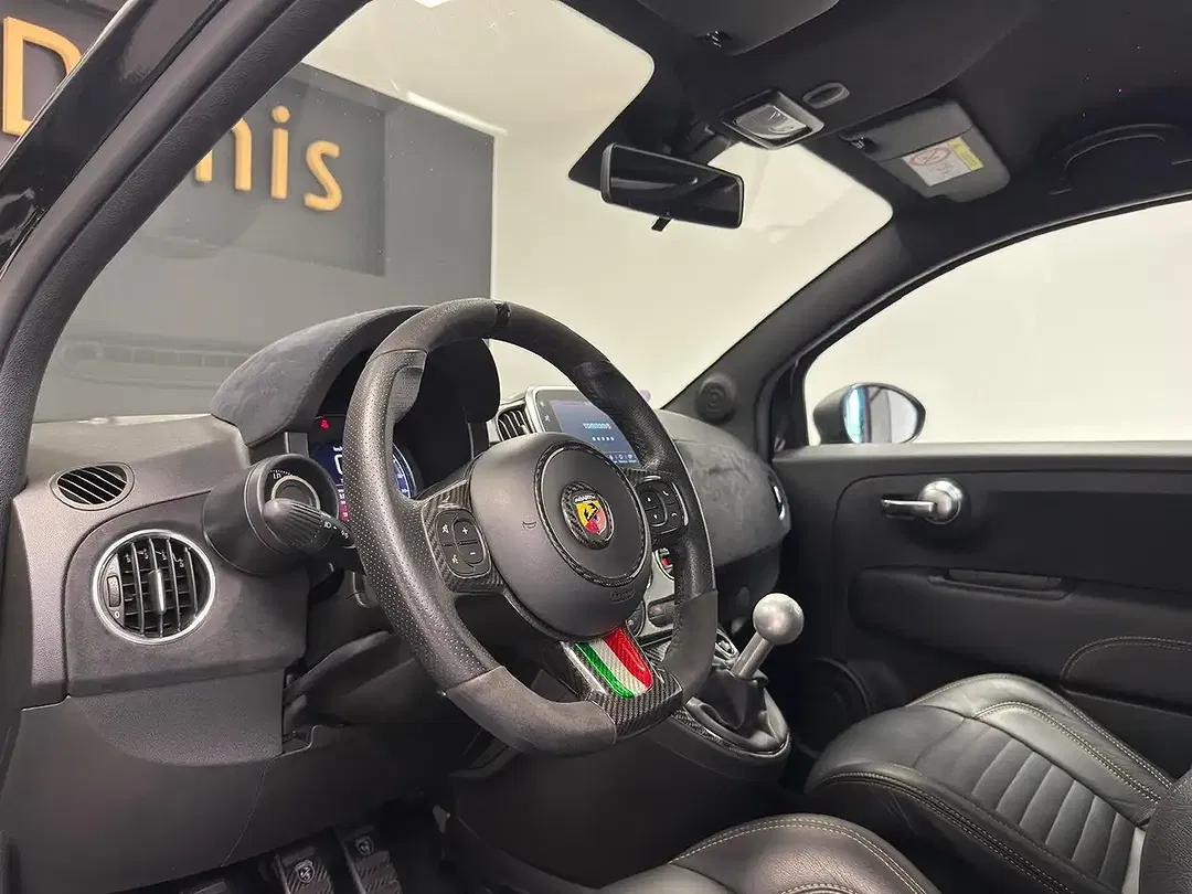 Abarth 695 - Thumbnail 13