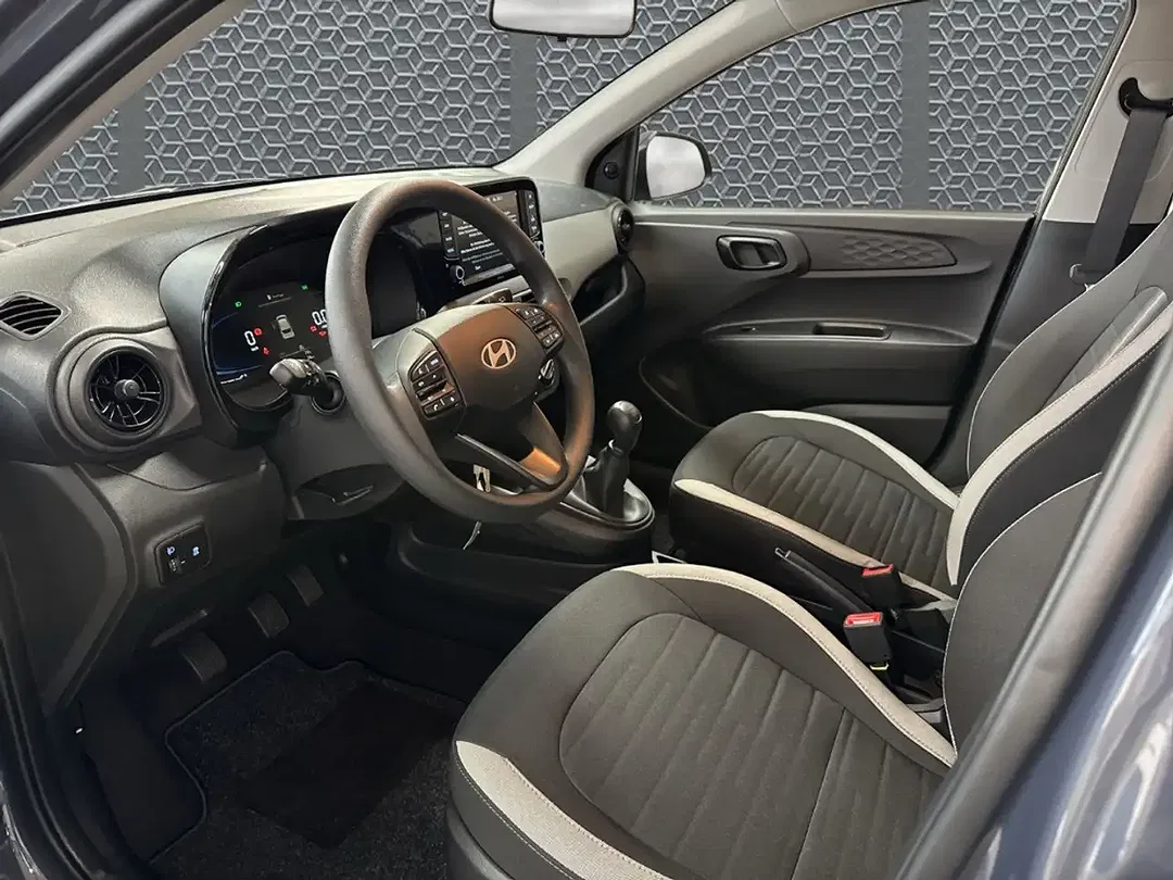Hyundai i10 - Thumbnail 9