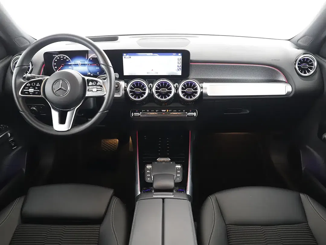 Mercedes-Benz EQB 250 - Thumbnail 8