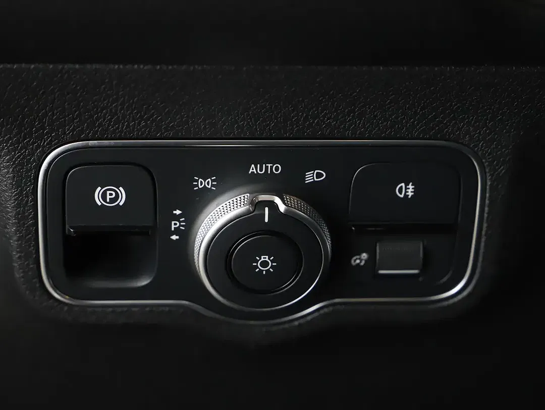 Mercedes-Benz EQB 250 - Thumbnail 6