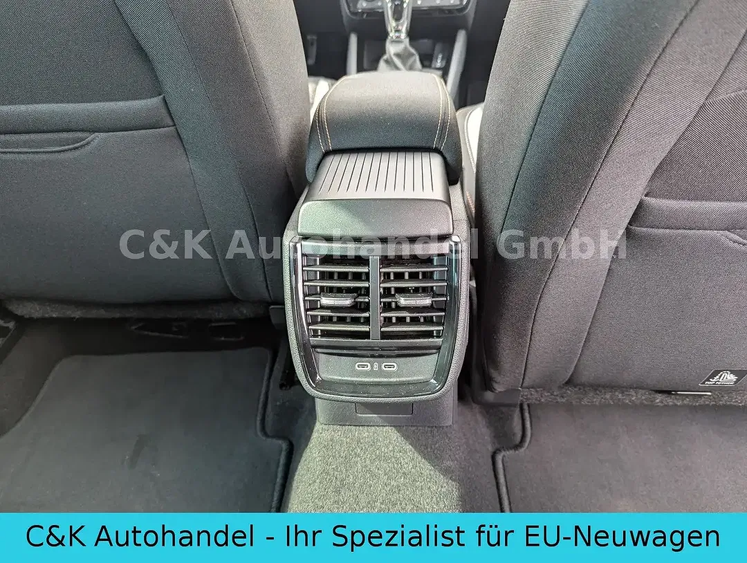 Skoda Kamiq - Thumbnail 11