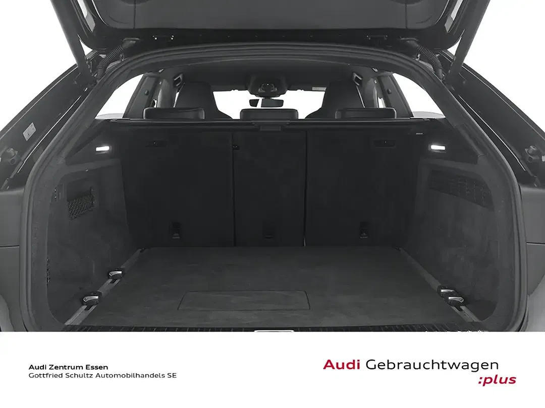 Audi Q8 - Thumbnail 9