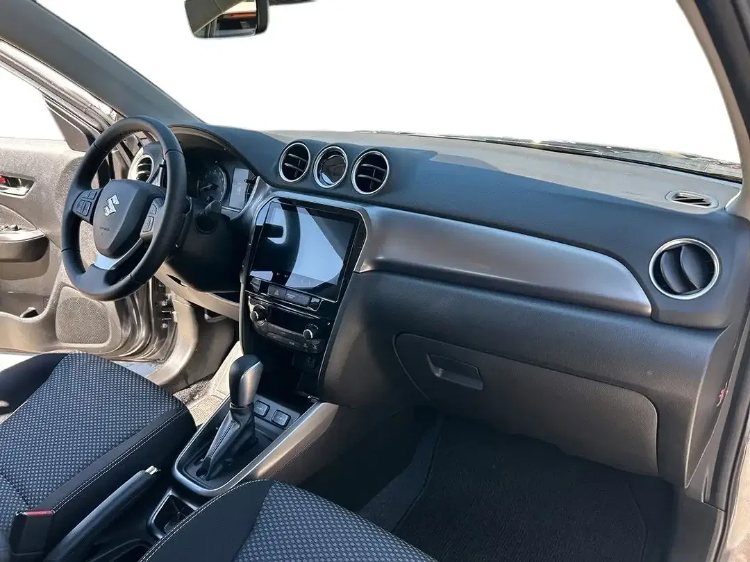 Suzuki Vitara - Thumbnail 13